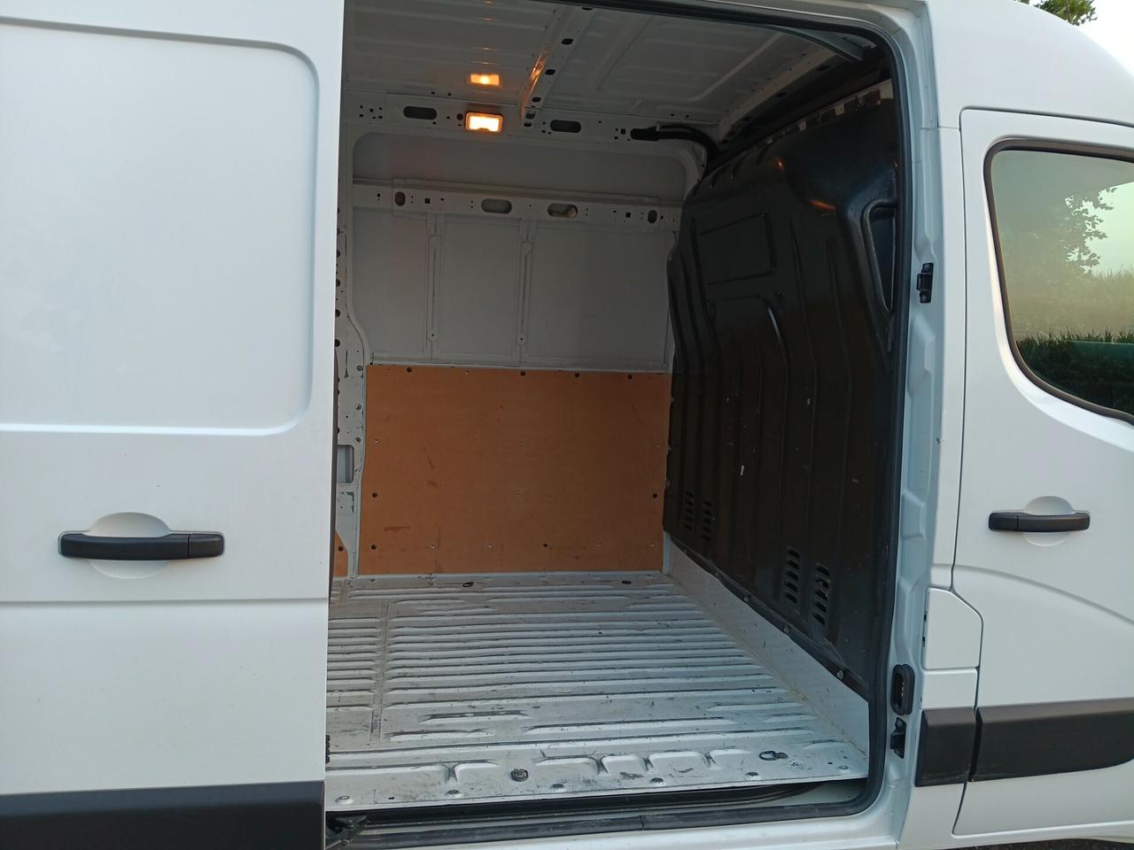 Renault Master 2.3 dCi 135 Furgone