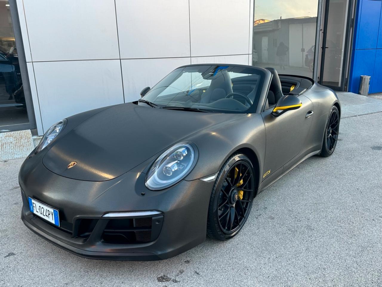 Porsche 911 Cabrio 3.0 Carrera 4 GTS auto