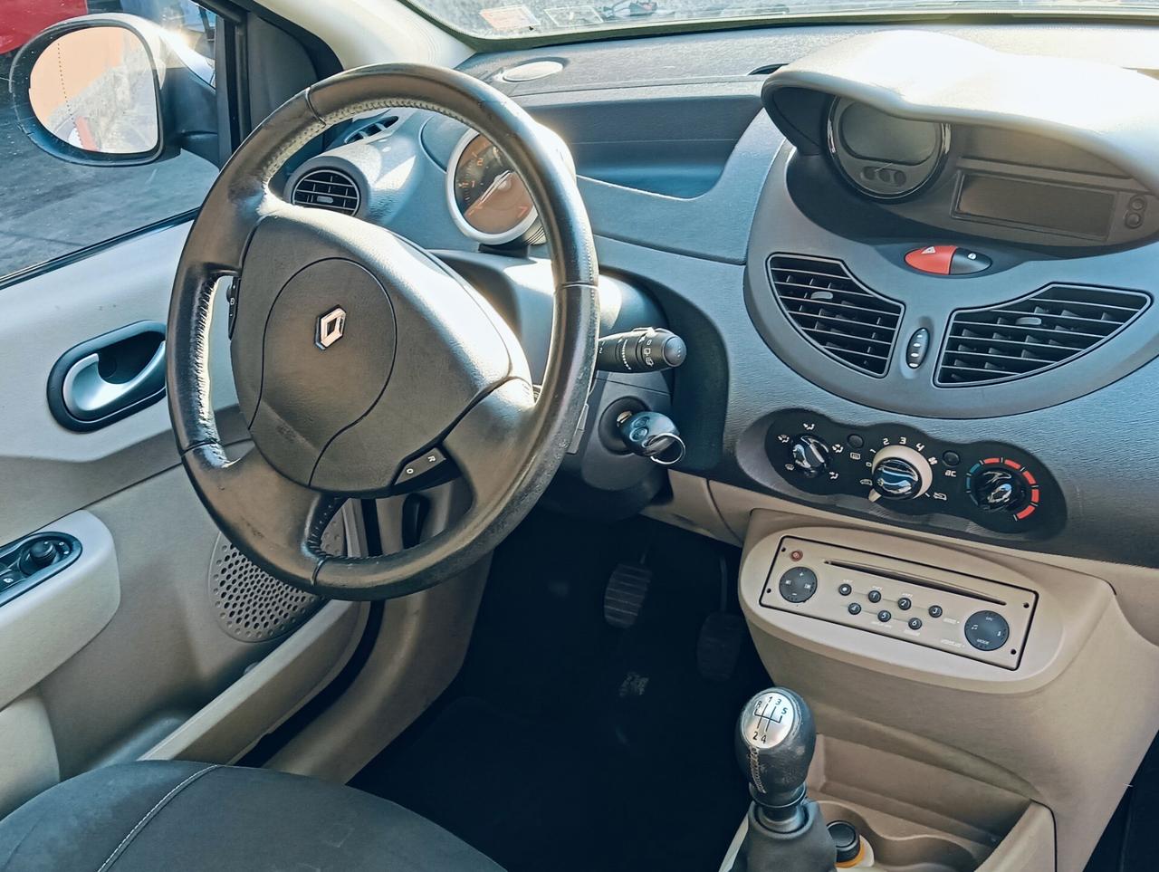 Renault Twingo 1.2 8V