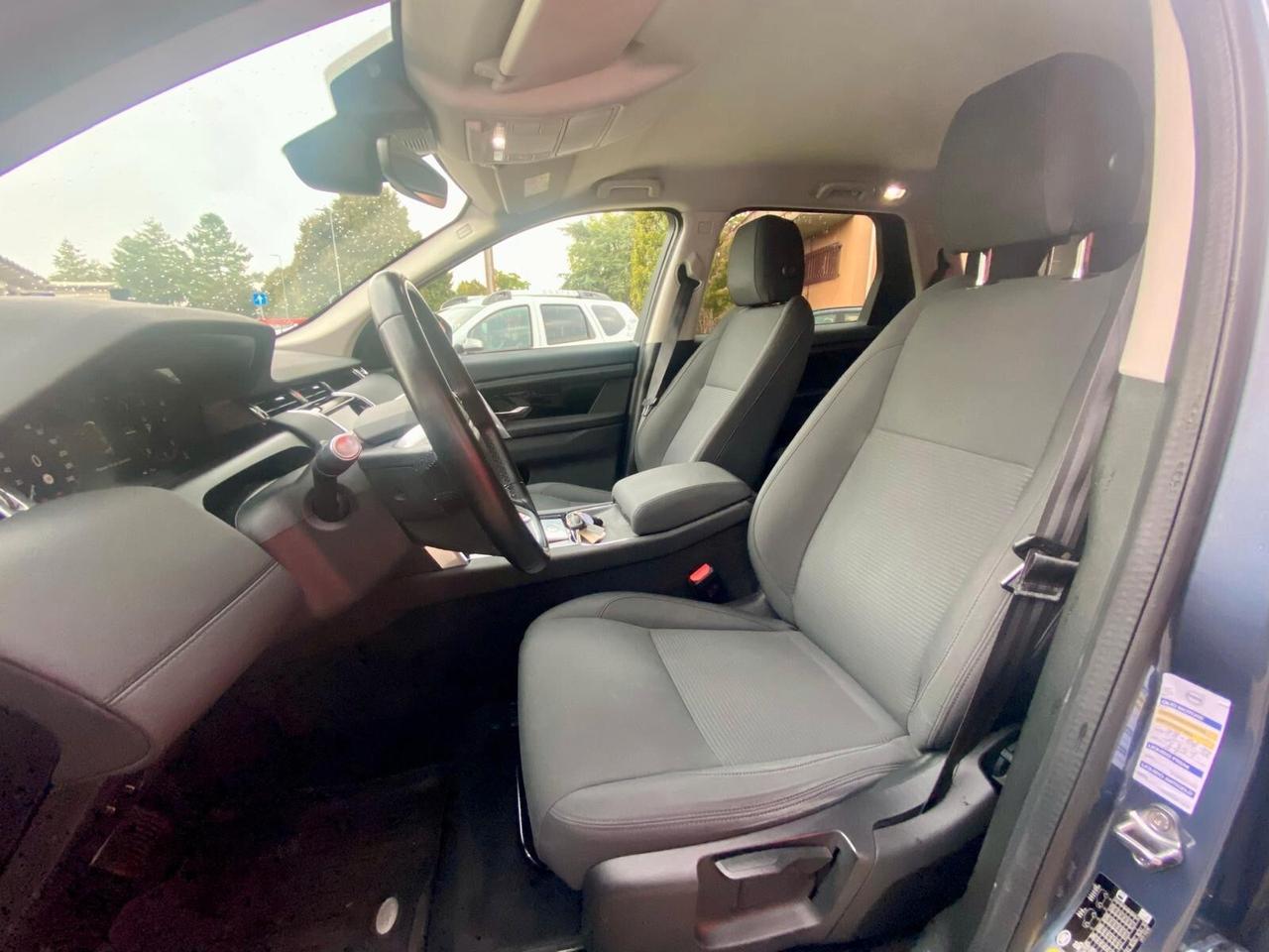Land Rover Discovery Sport 2.0 TD4 180 CV AWD Auto R-Dynamic V. COCKPIT