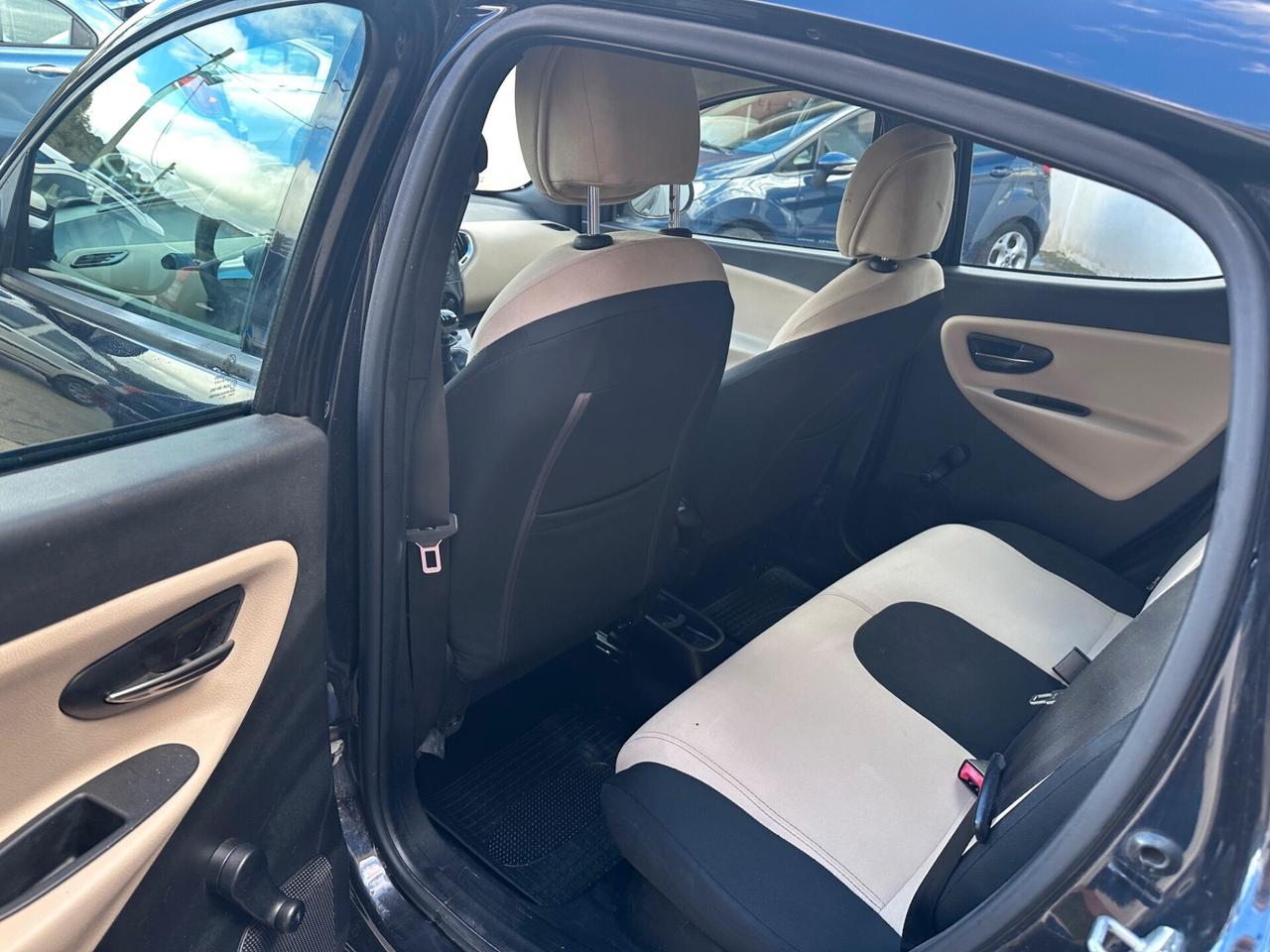 Lancia Ypsilon 1.2 69 CV 5 porte GPL Ecochic Gold