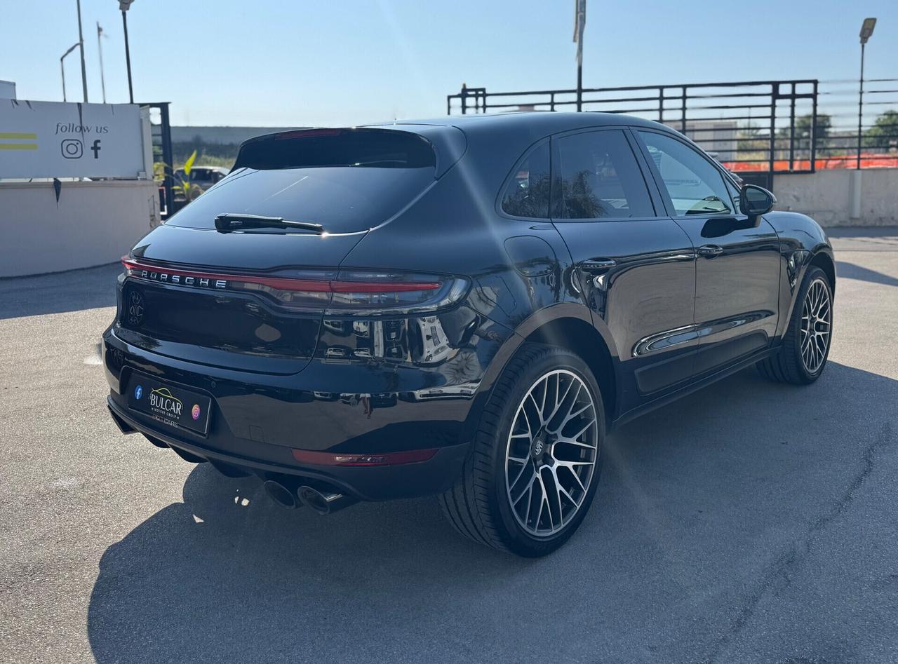 Porsche Macan 2.0 pari al nuovo