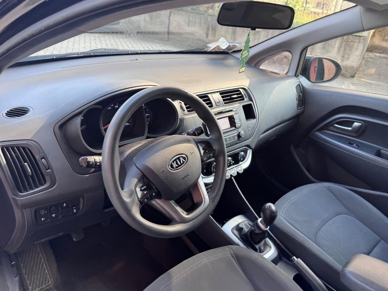 Kia Rio 1.1 CRDi WGT 5p. EX