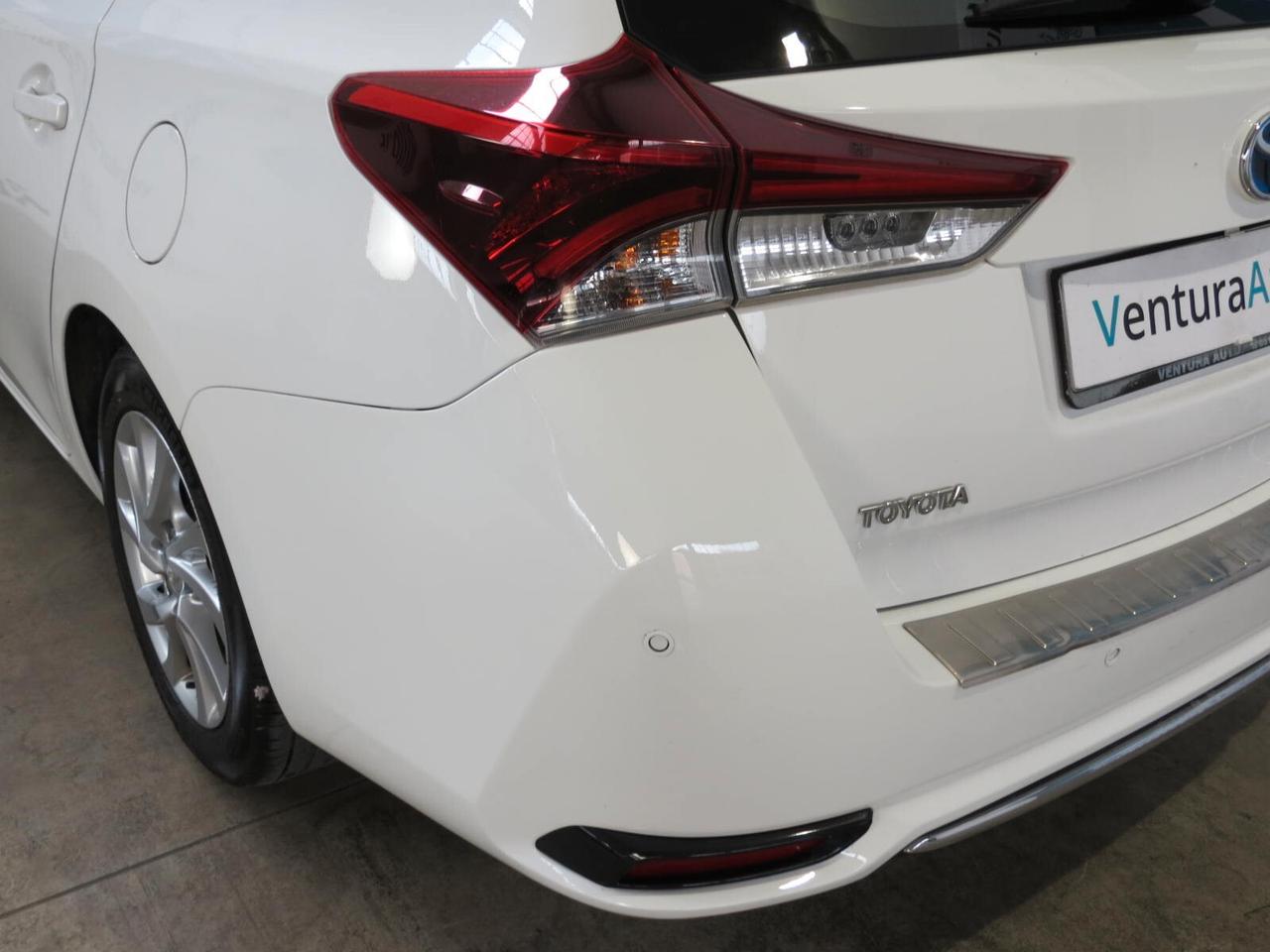 Toyota Auris Touring Sports 1.8 Hybrid Active