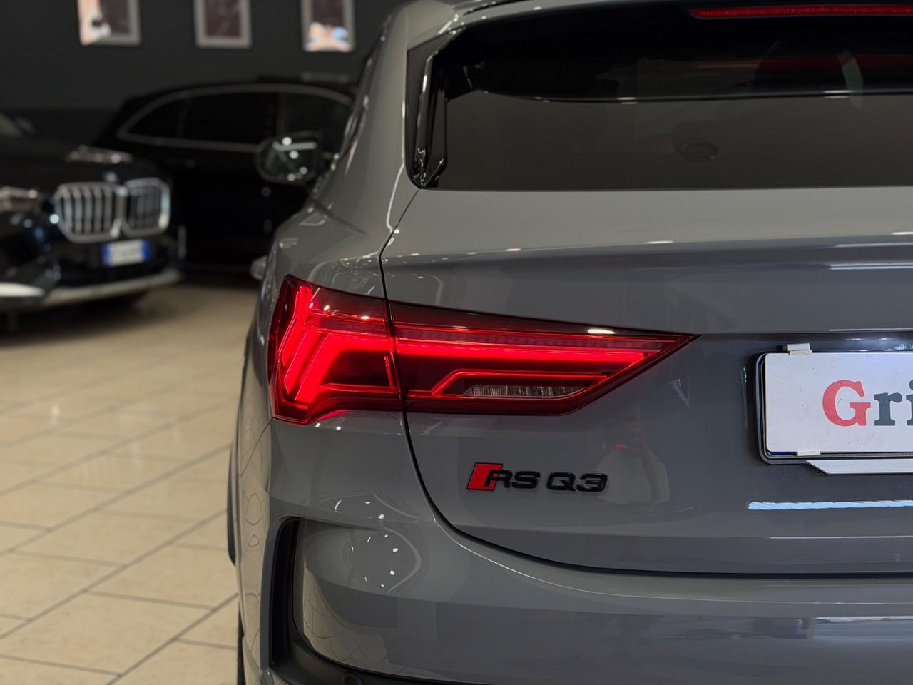 Audi RSQ3 SPB quattro S tronic