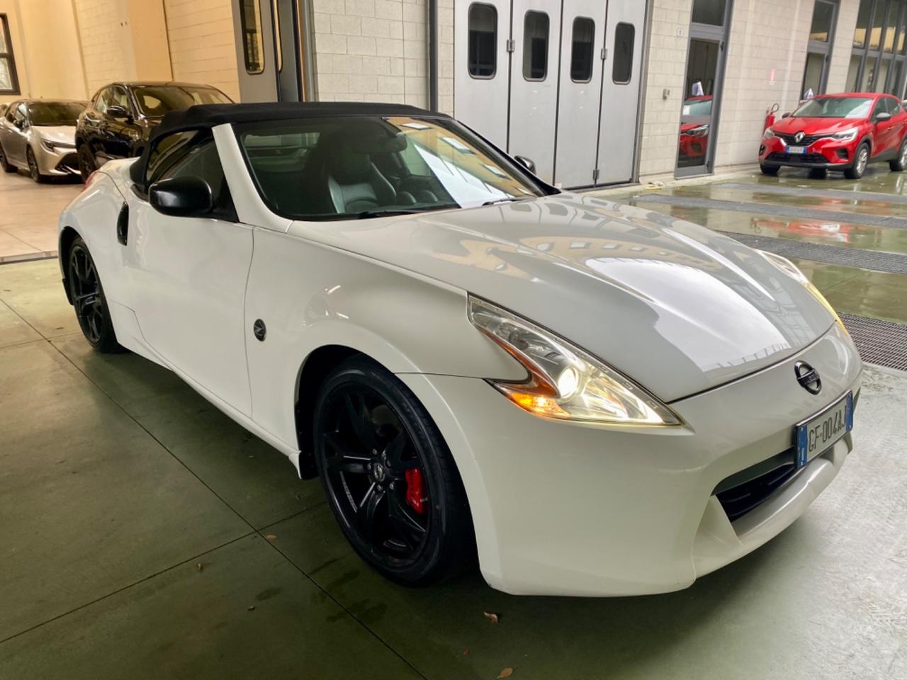 Nissan Z 370Z Roadster 3.7 V6 Lev 2