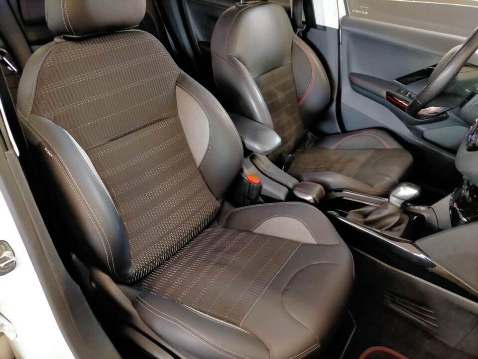 PEUGEOT 2008 1.2 PureTech 110 SeS GT LINE