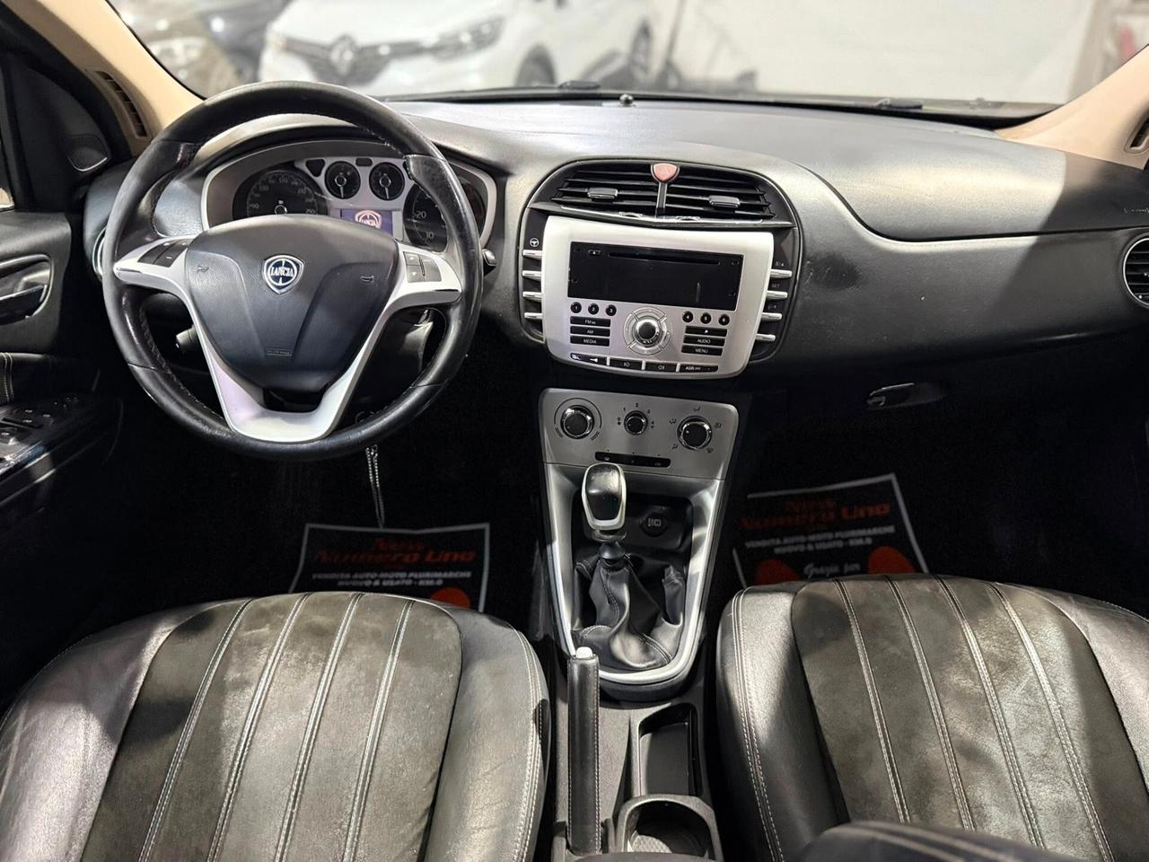 Lancia Delta 1.6 Mjt 120cv Oro 2011