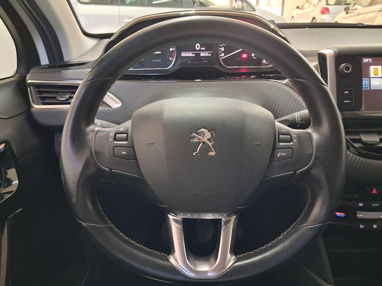 Peugeot 208 PureTech 82 5 porte Allure