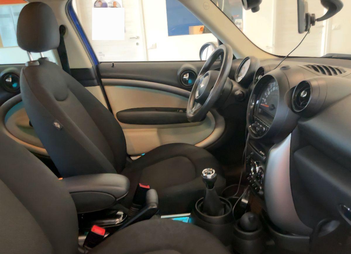 MINI - Countryman - One D Business