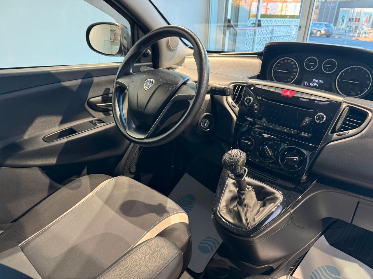 Lancia Ypsilon 1.2 69 CV 5 porte GPL Ecochic Elefantino