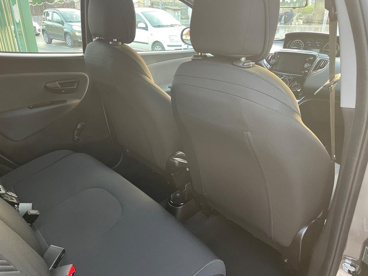 LANCIA YPSILON 1.0 BENZINA 70 (CV) 2022