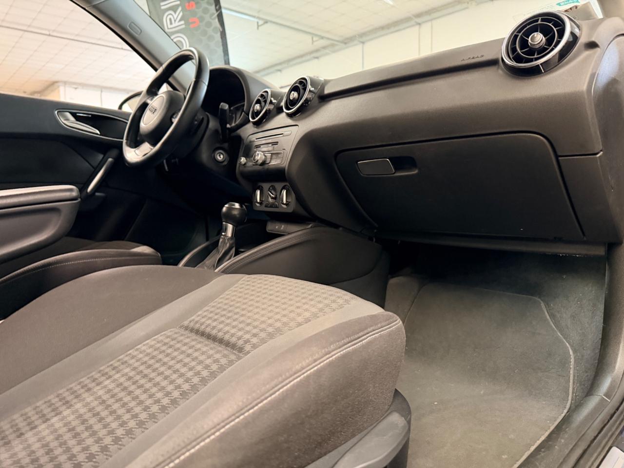 Audi A1 1.4 TFSI S tronic Attraction