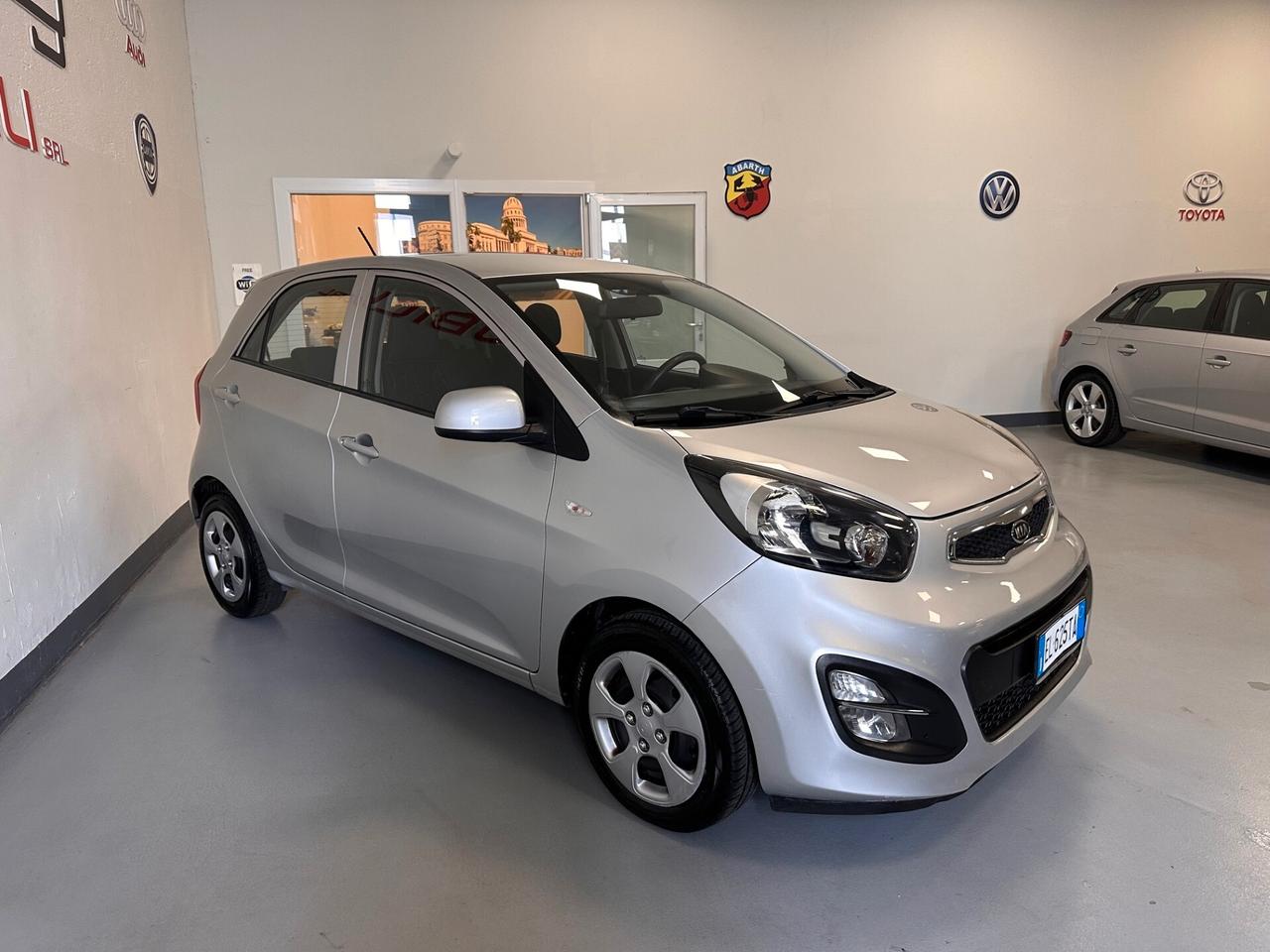 KIA PICANTO 1.0 BENZINA 5 PORTE