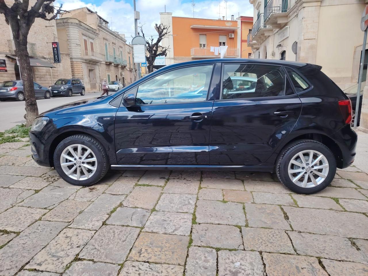 Volkswagen Polo 1.4 TDI 5p. LOUNGE BlueMotion Technology