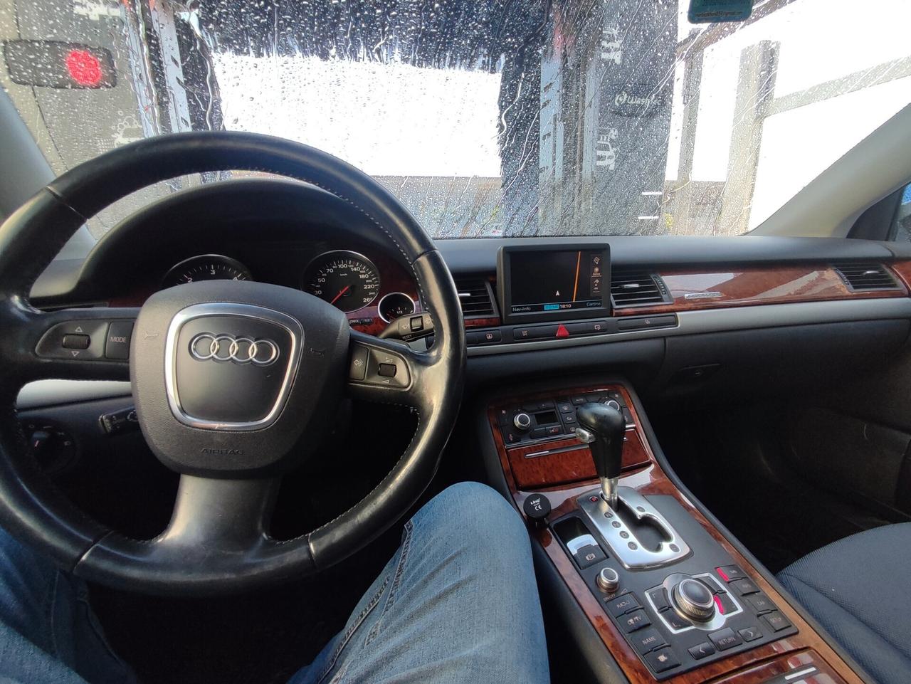 Audi A8 3.0 V6 TDI F.AP. quattro tiptronic