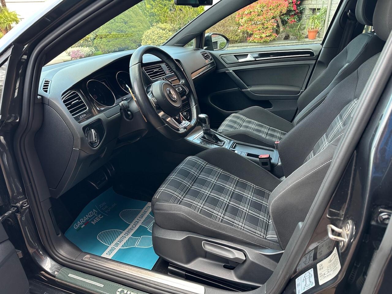 Volkswagen Golf GTD 2.0 TDI DSG 185cv
