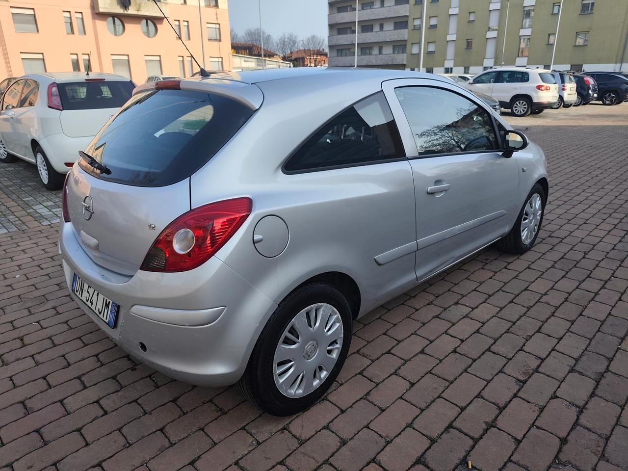 Opel Corsa 1.2 Benz euro 4 sport 1 proprietario