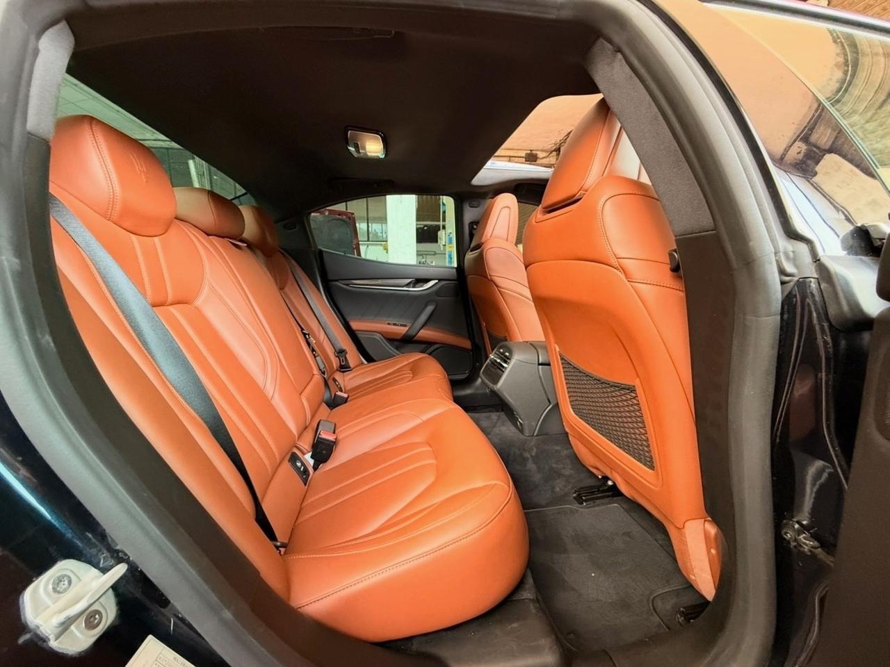 Maserati Ghibli L4 330 CV MHEV Granlusso