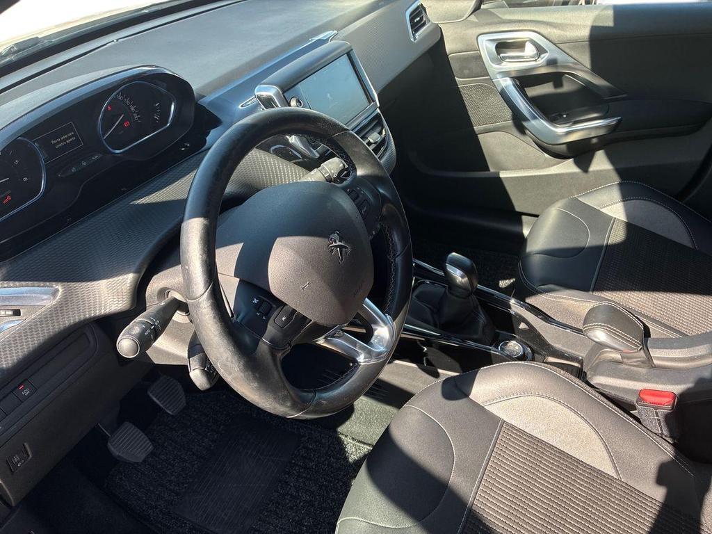 Peugeot 2008 1.5 bluehdi Allure s&s 100cv 5marce
