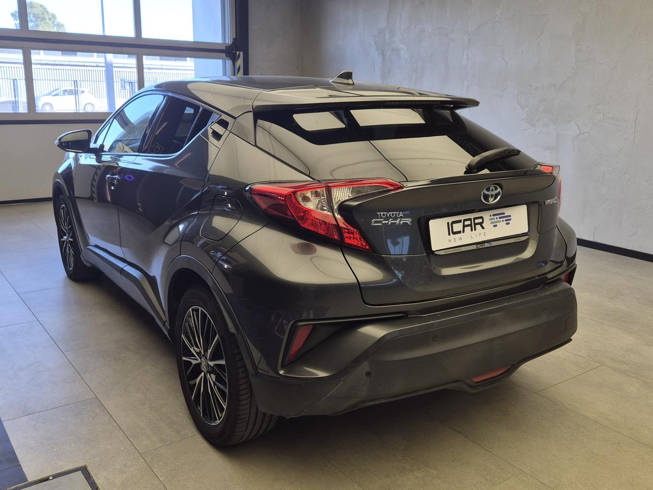 TOYOTA C-HR 1.8h Style 2wd e-cvt