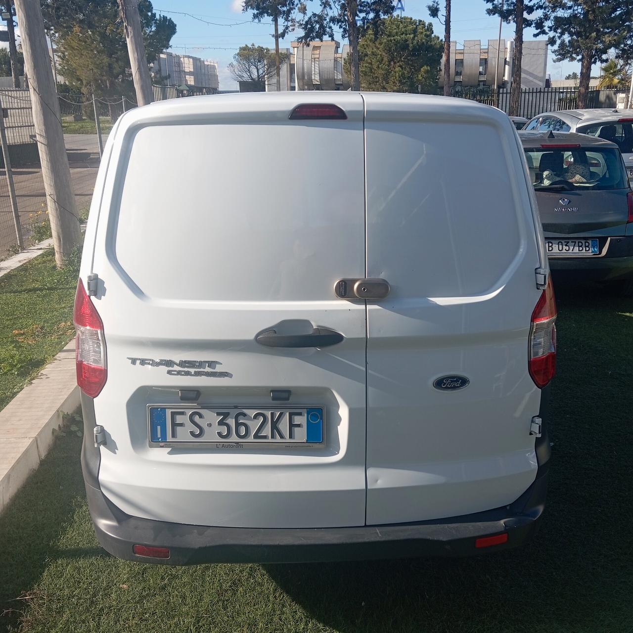 Ford Transit Courier Transit Courier 1.5 TDCi 75CV Van Entry