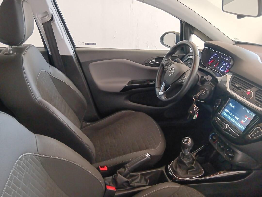 Opel Corsa Innovation 1.2 (69 cv)