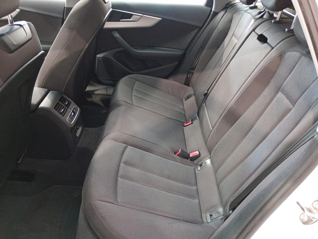 Audi A4 Avant 2.0 TDI 150 CV ultra S tronic Business