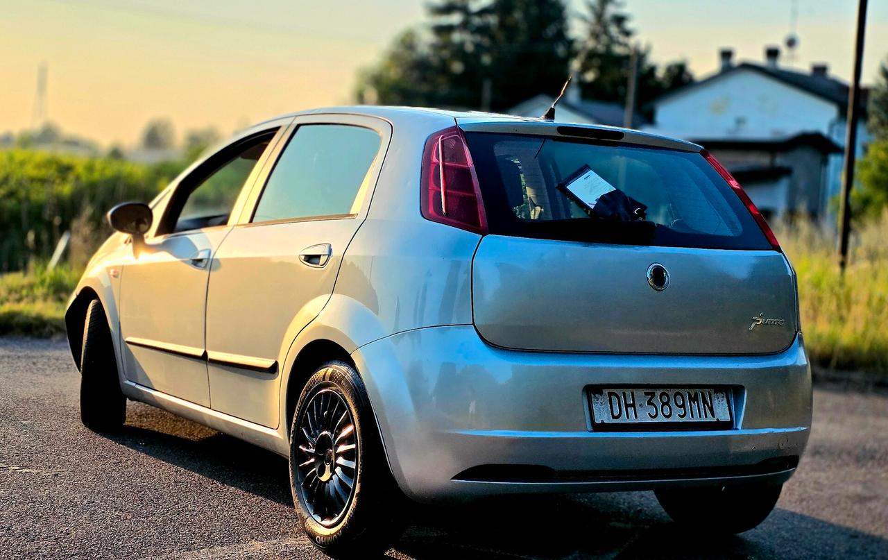 Fiat Grande Punto 1.3 MJT NEOPATENTATI