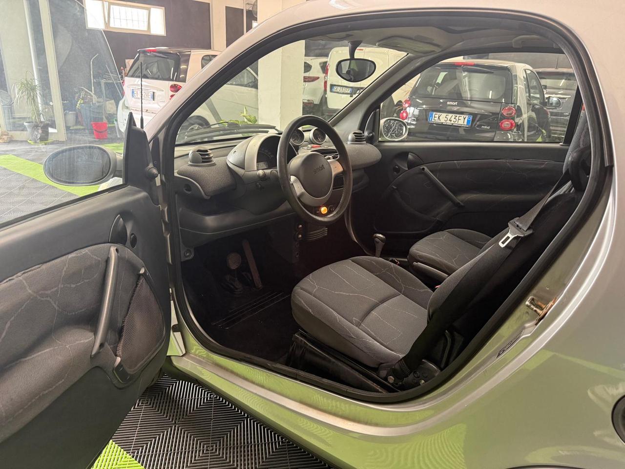 Smart Fortwo 0.7 Turbo Basis Pure