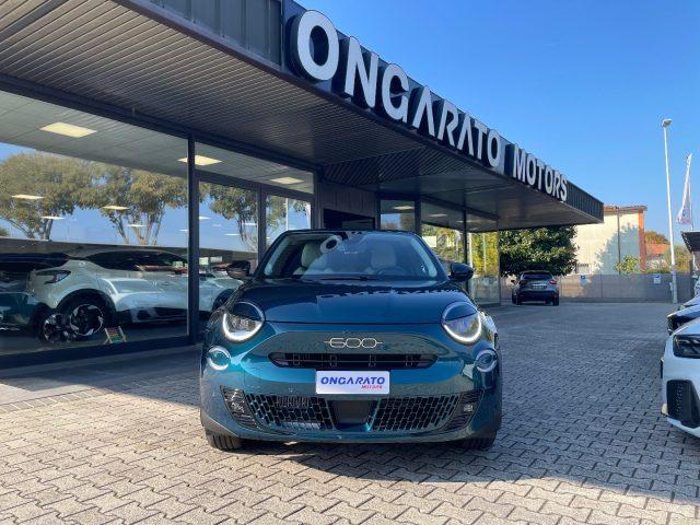 FIAT 600 Hybrid DCT MHEV La Prima #Vari.Colori
