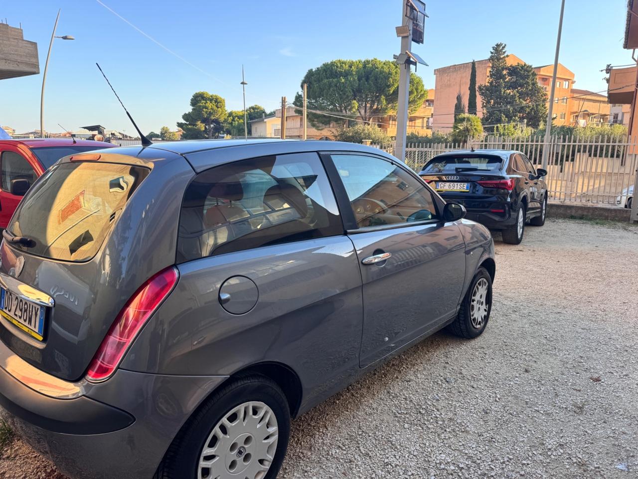 Lancia Ypsilon 1.2 Argento