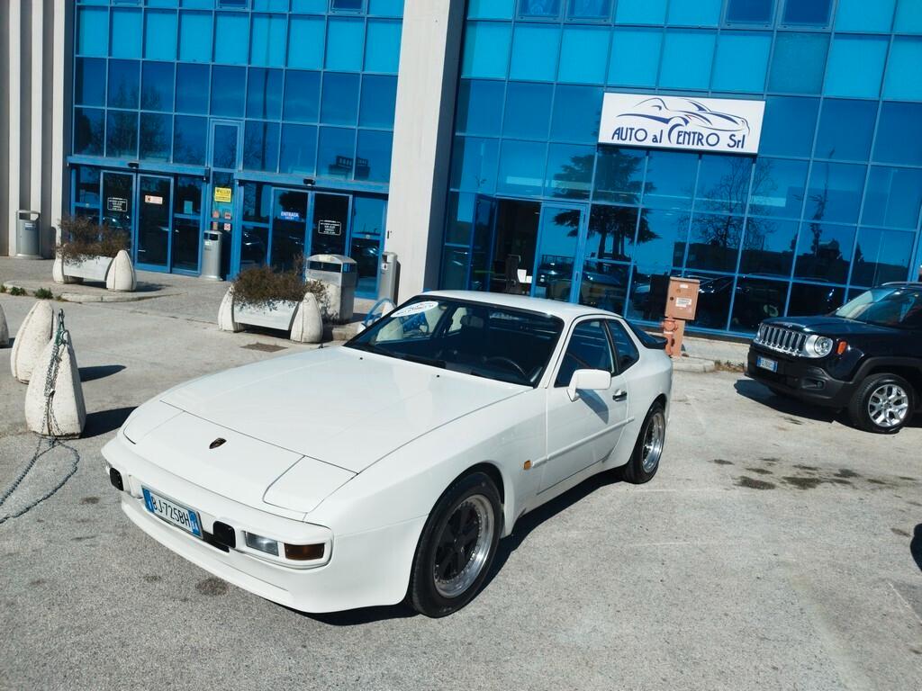 Porsche 944 2.5