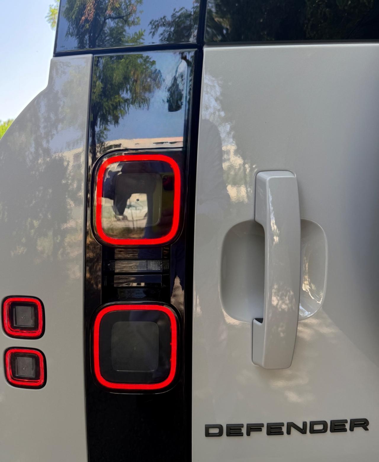 Land Rover Defender 110 - LEASING LEGGERE DESCRIZIONE