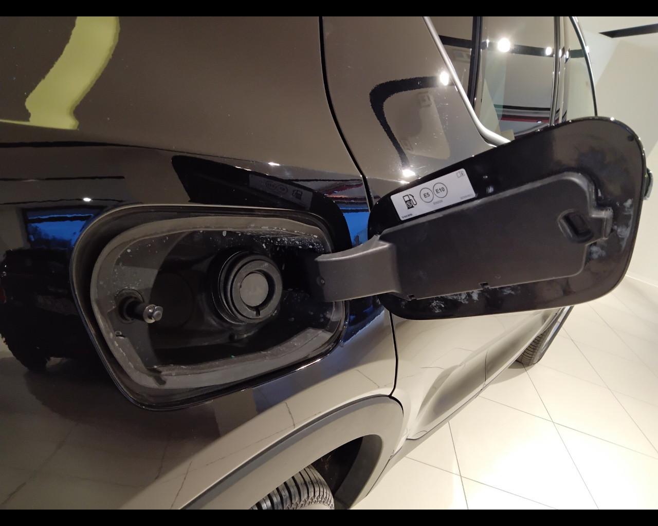 VOLVO XC40 2023 - XC40 2.0 b3 Core auto