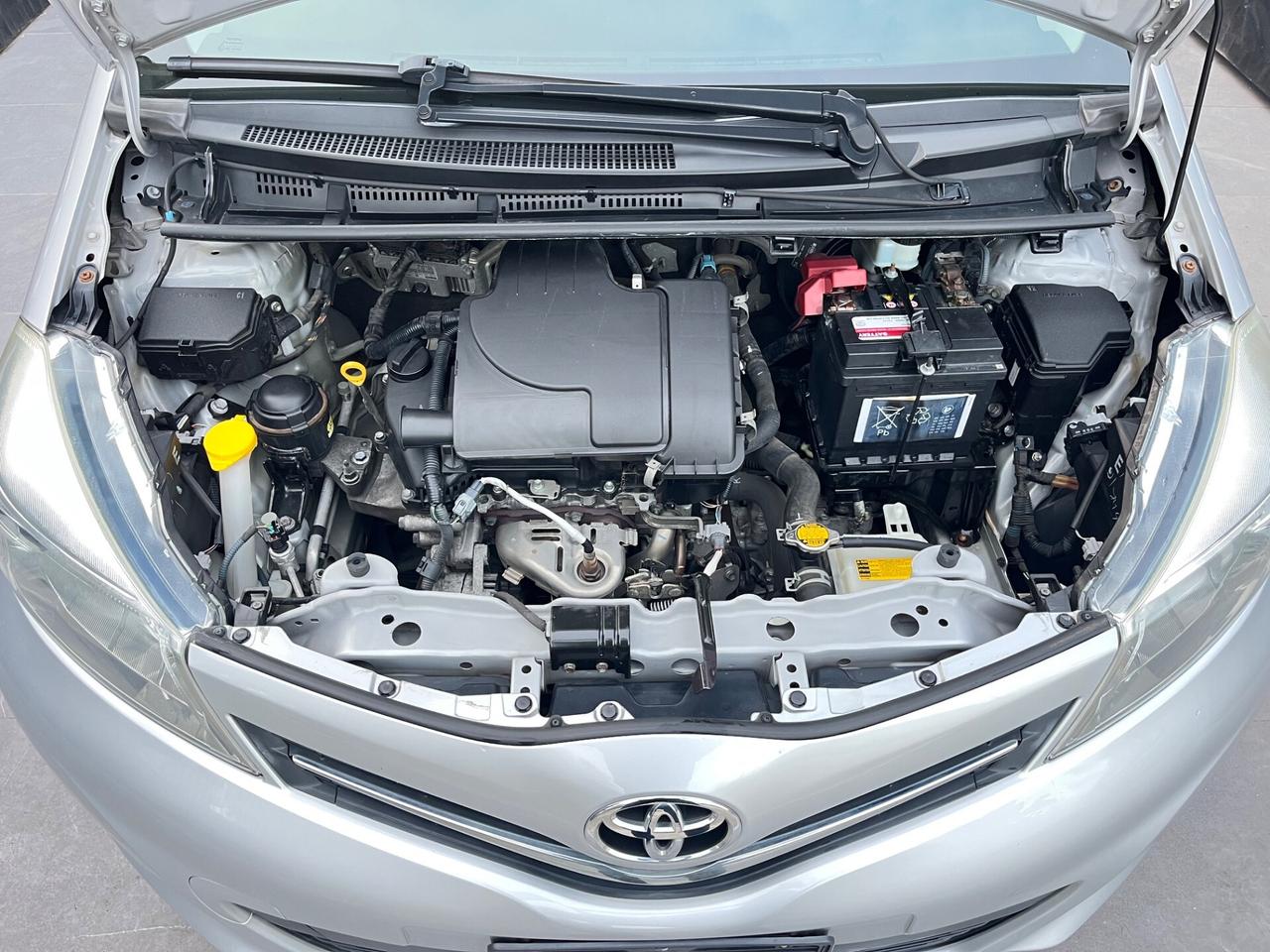 Toyota Yaris 1.0 BENZINA Lounge” tagliandi Toyota”