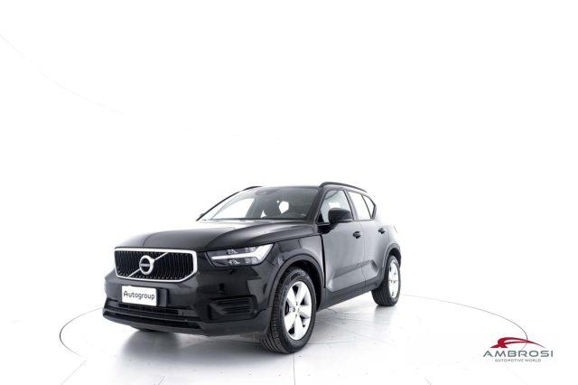 VOLVO XC40 D4 AWD Geartronic Momentum - PER OPERATORI DEL SET