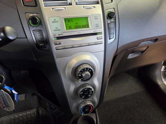 TOYOTA Yaris 1.3 5 porte