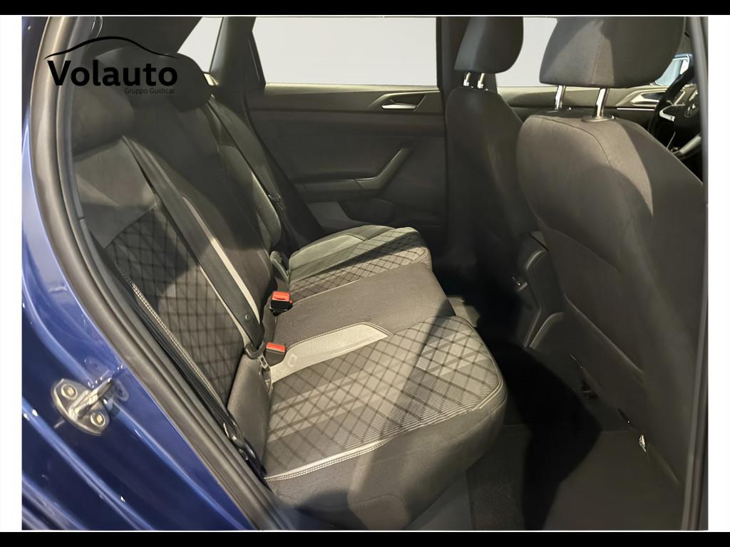 VOLKSWAGEN Polo VI 2022 - Polo 1.0 tsi R-Line 110cv dsg