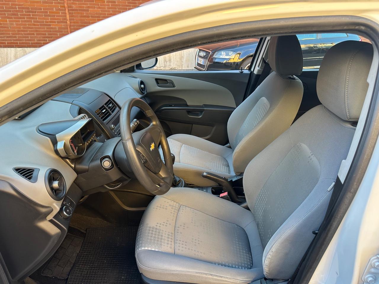 Chevrolet Aveo 1.2 86CV GPL della casa 5 porte