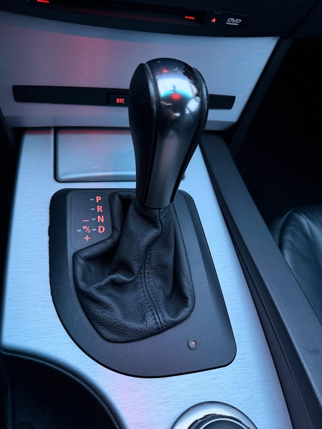 BMW Serie 5 Futura 525d Futura.CV 180, cambio automatico