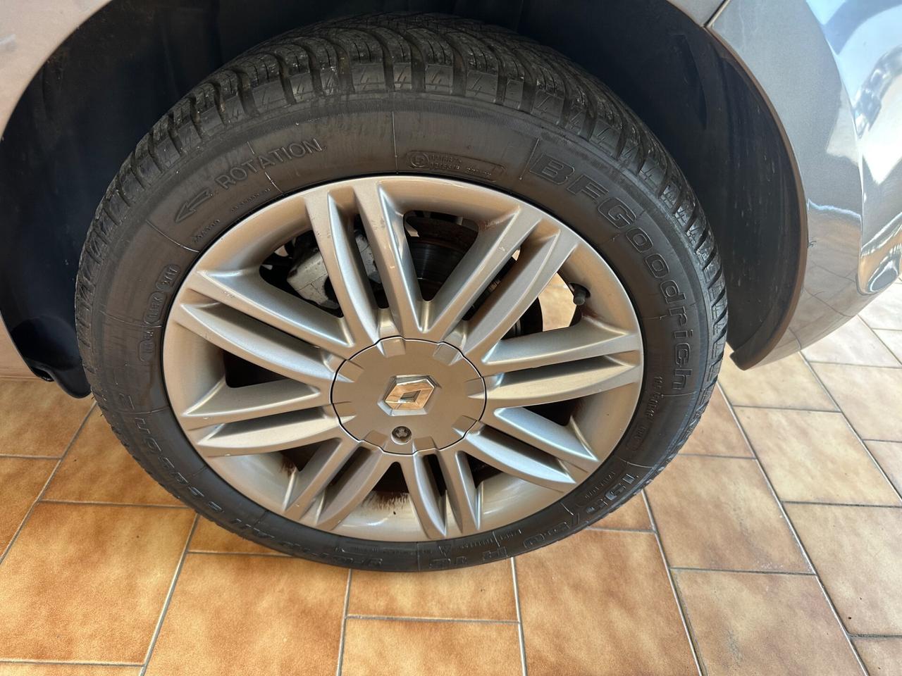 Renault Clio 1.2benz. 72.000km
