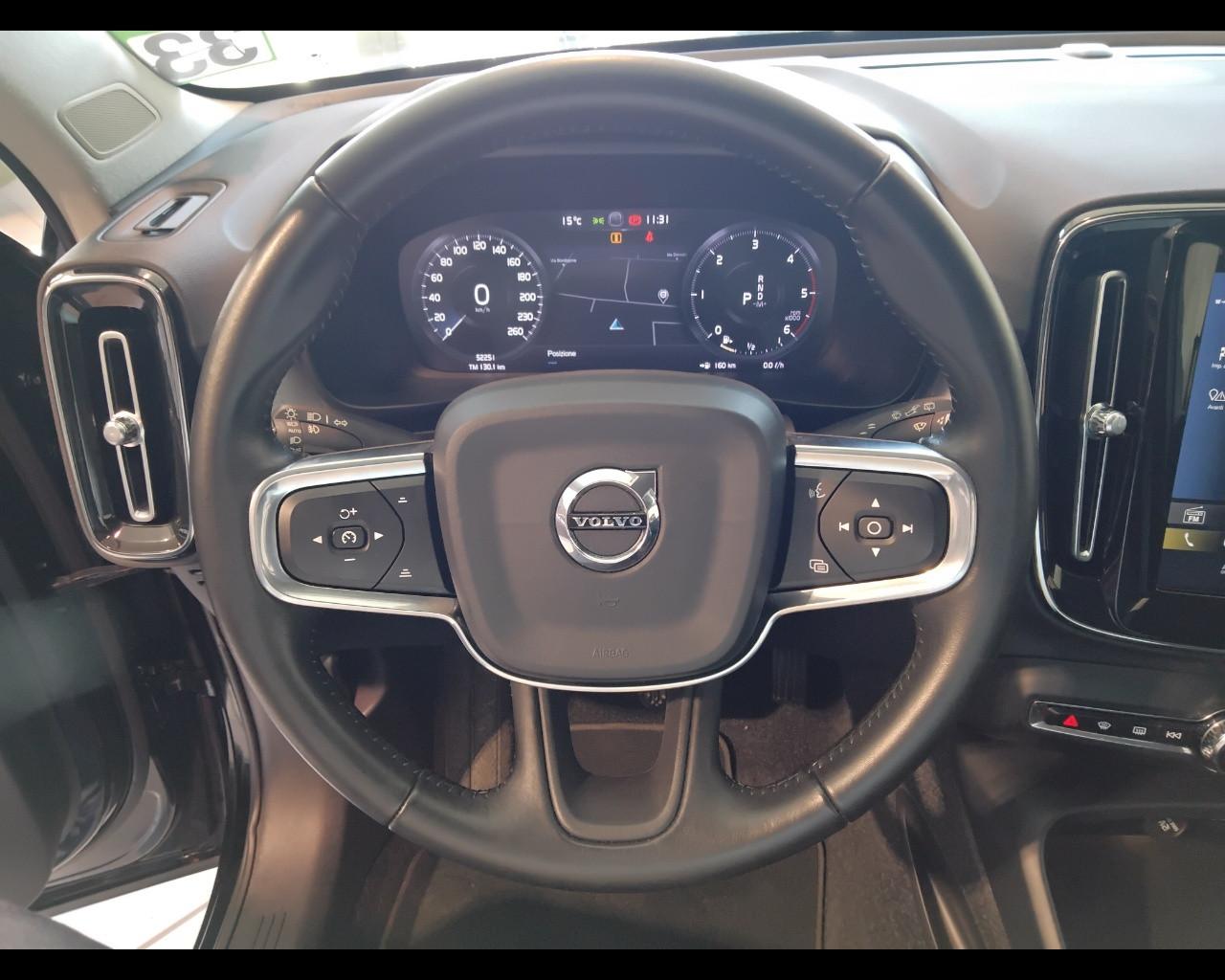 VOLVO XC40 (2017--->) XC40 D3 AWD Geartronic Business Plus