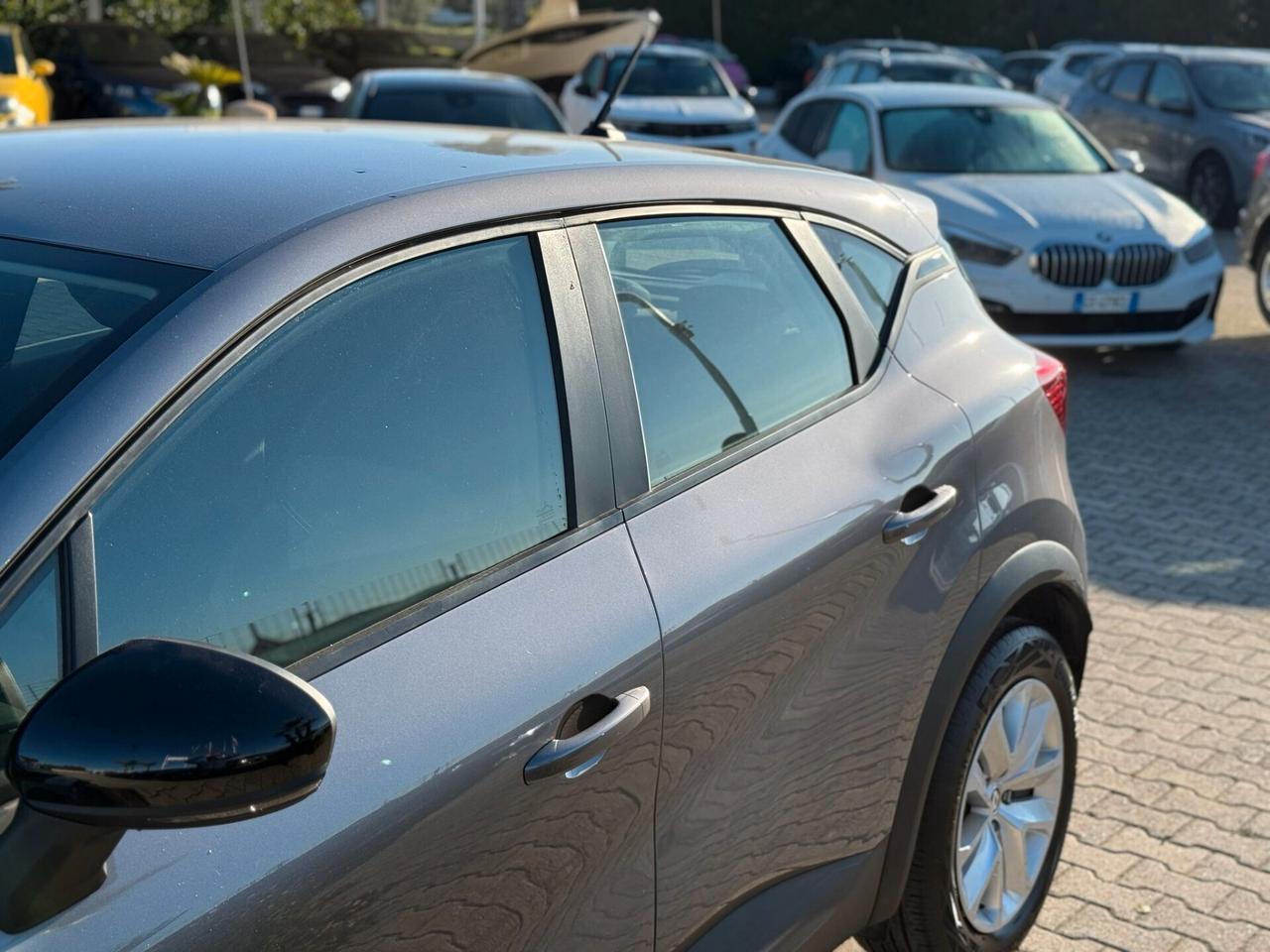 Captur TCe 100 CV GPL Equilibre N1 Autocarro Iva Esposta 2024