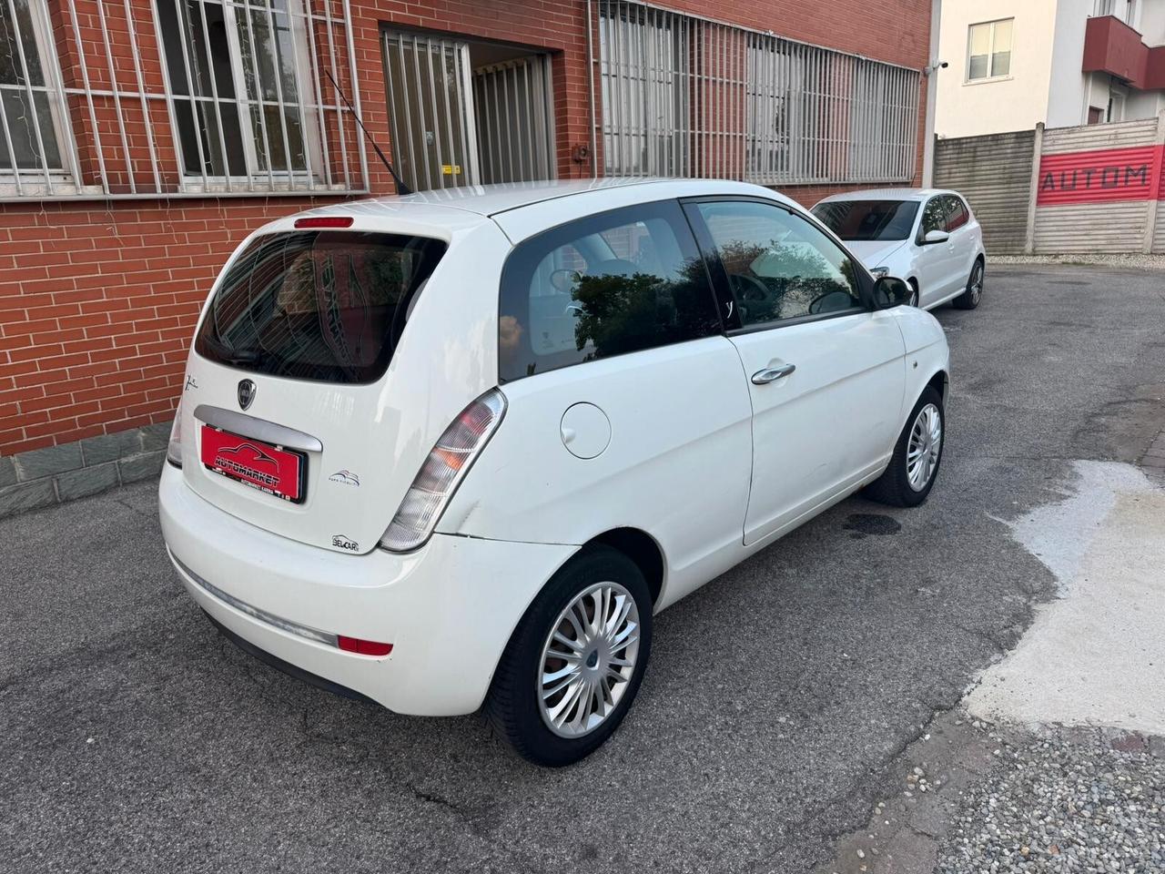 Lancia Ypsilon 1.2 Argento 60cv