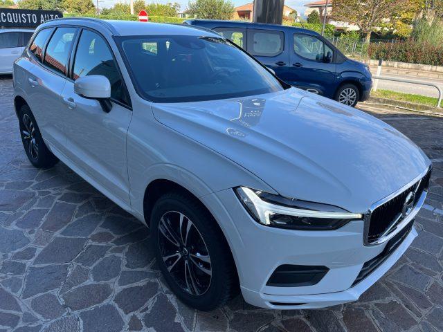 VOLVO XC60 B4 DIESEL GEARTRONIC MOMENTUM 197CV