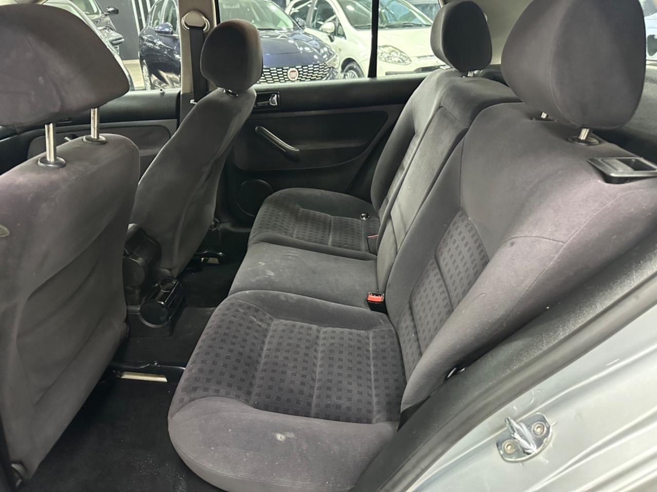 Volkswagen Golf 1.9 TDI/101 CV cat 5p. Comfortline