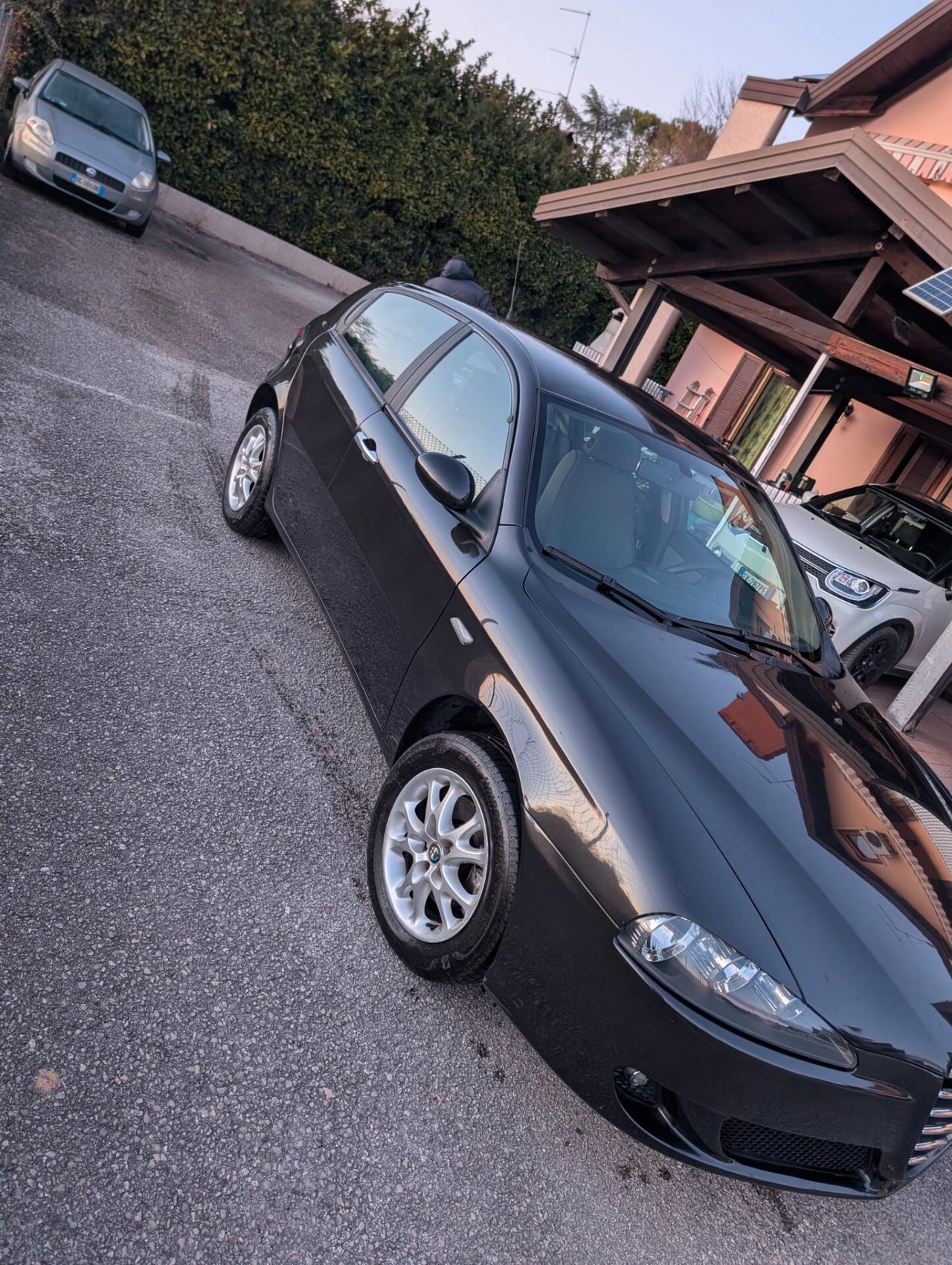 Alfa Romeo 147 1.9 JTD