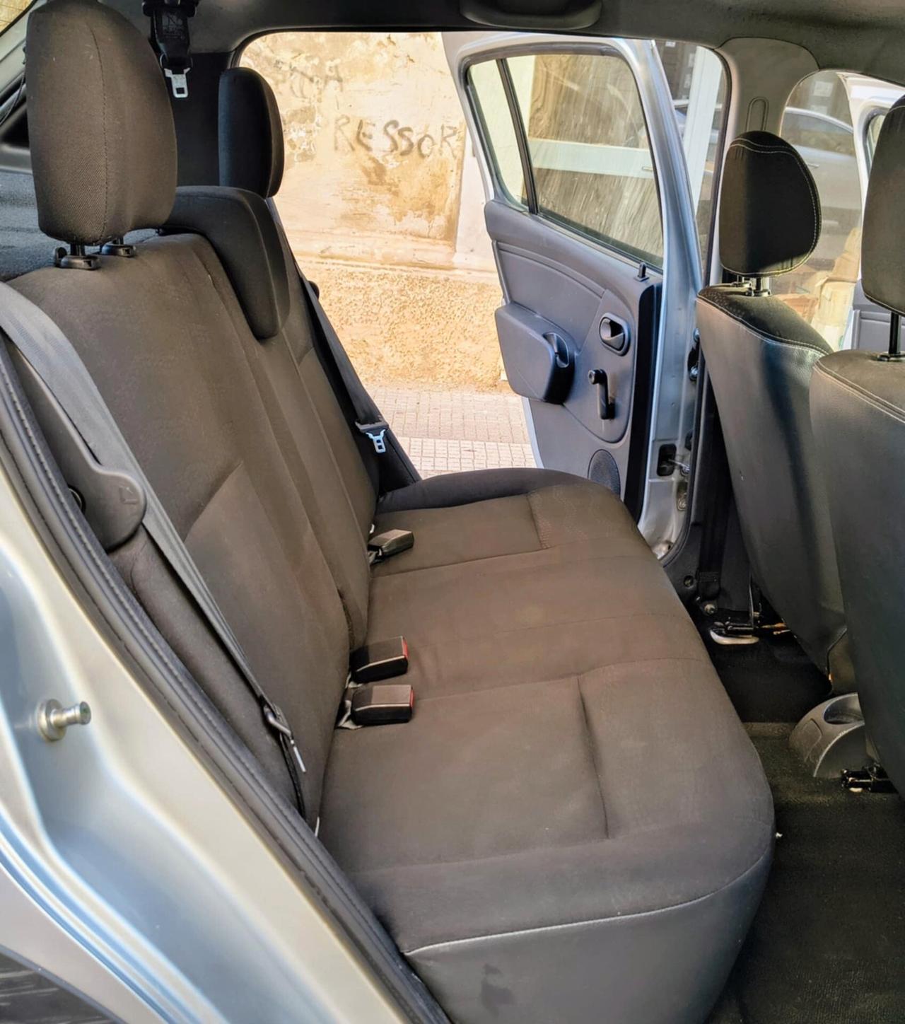 Dacia Sandero 1.5 dCi 75CV Lauréate
