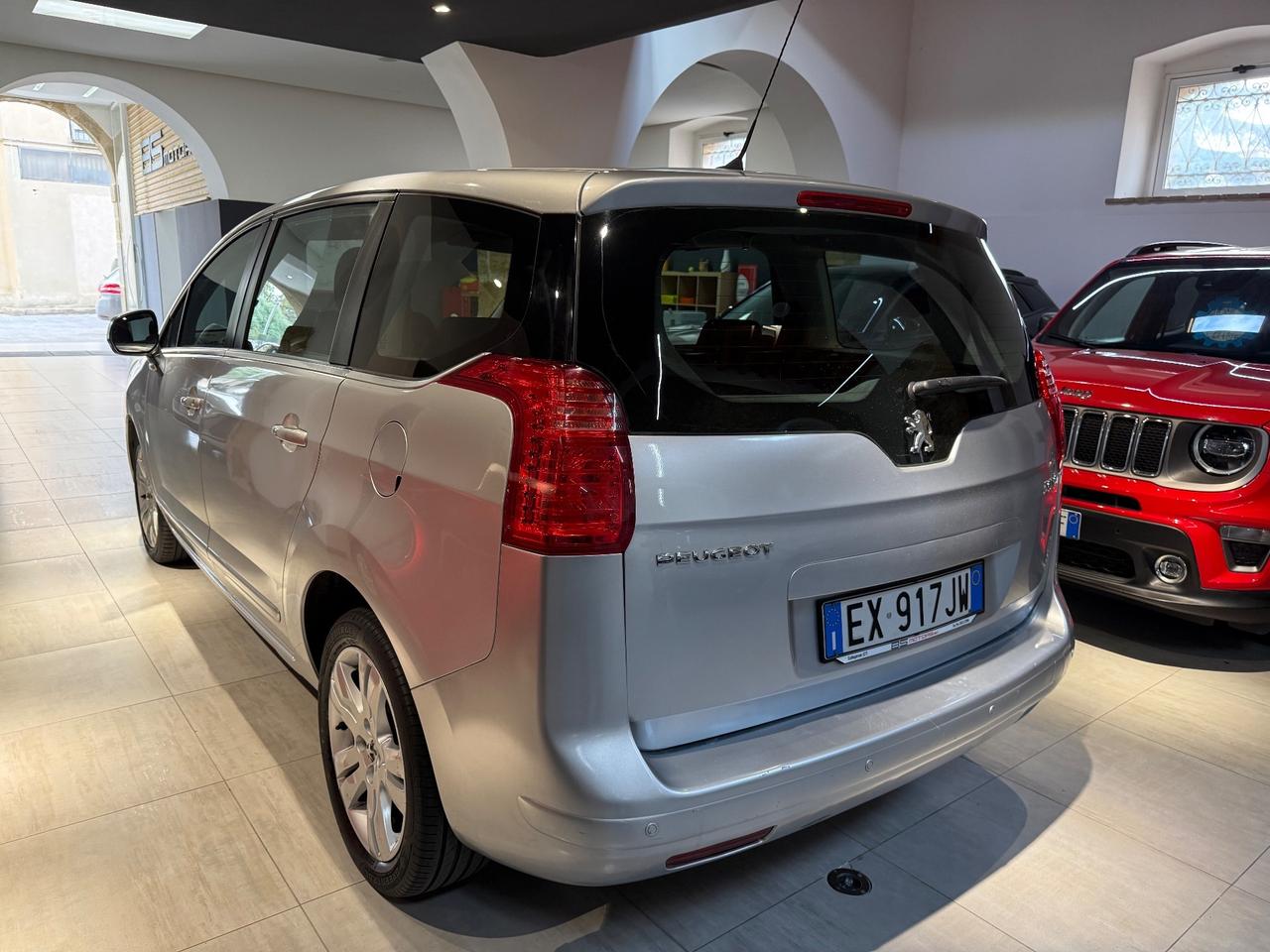 Peugeot 5008 2.0 HDi 150CV Tecno